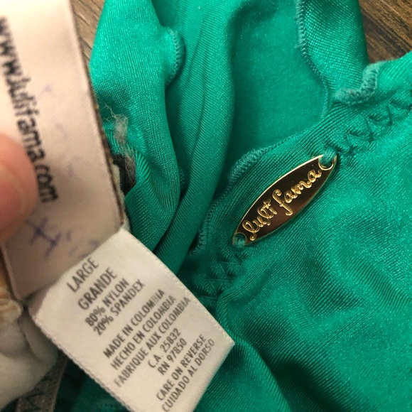 Bikini - Picture 2 of 2